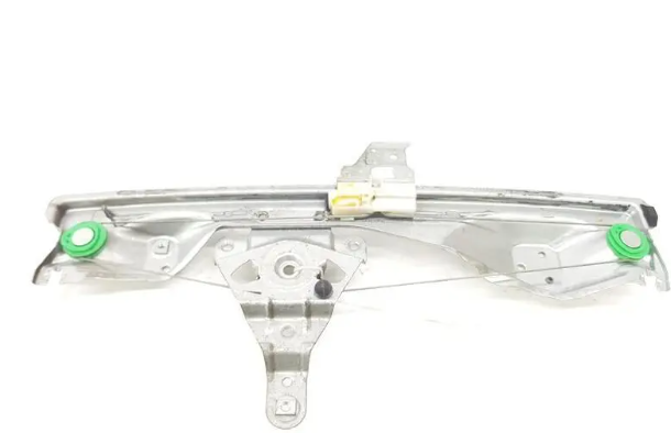 Orijinal Peugeot 308 T7 Arka Kapı Cam Krikosu Sağ   9224E2